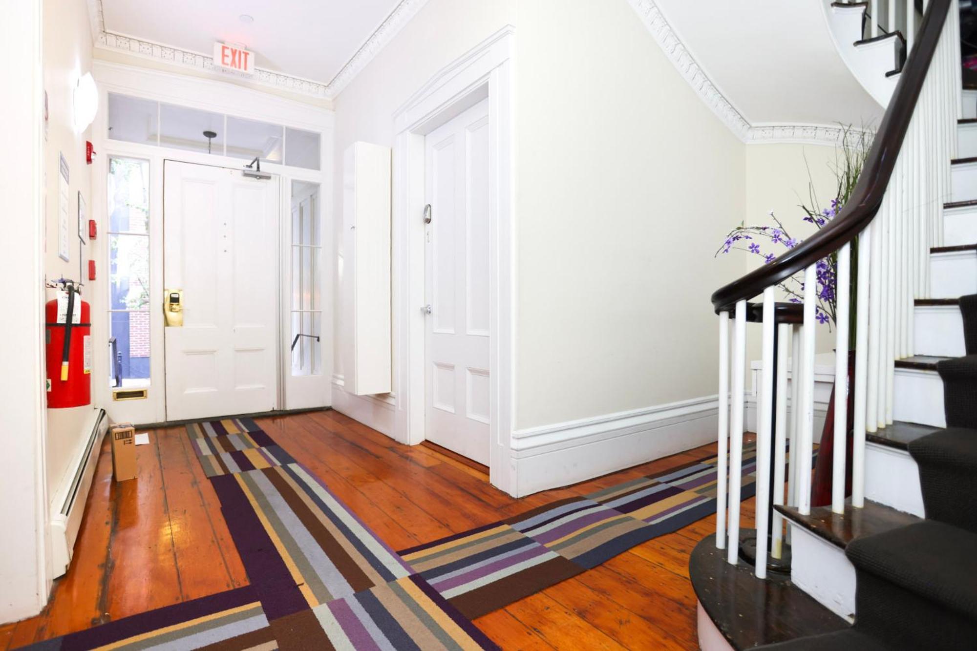 Charming & Stylish Studio On Beacon Hill #2 Boston Exterior photo